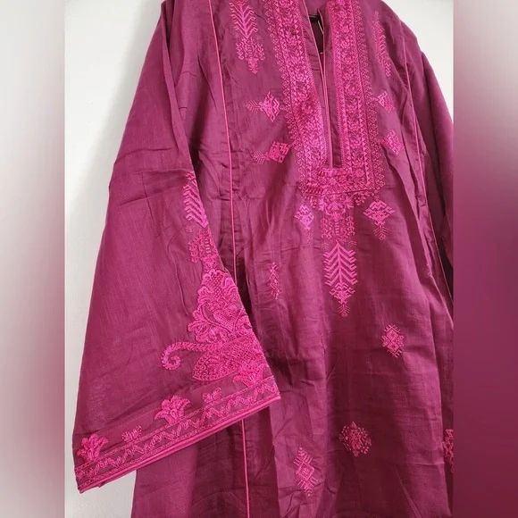 Alkaram shalwar Kameez - Picture 7 of 8